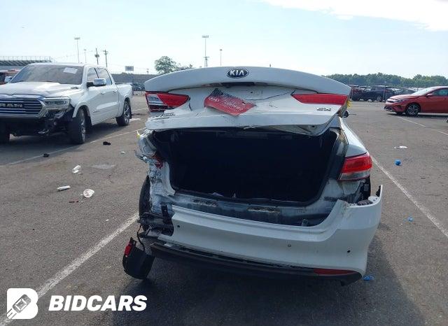 2016 KIA Optima — VIN 5XXGU4L39GG085042, şəkil 16