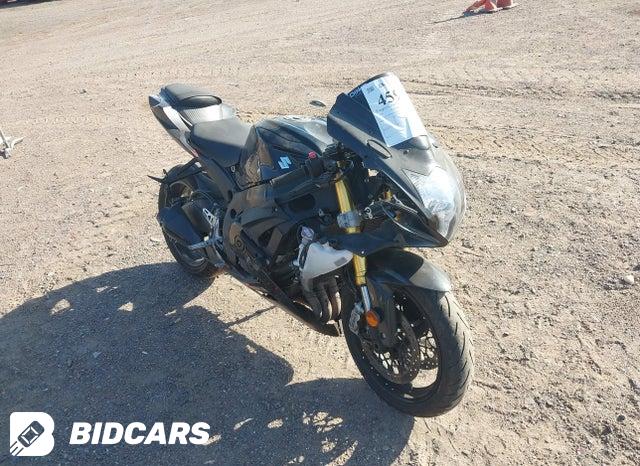 JS1GR7MAXE2101116 2014 Suzuki GSX-R750 photo no. 2