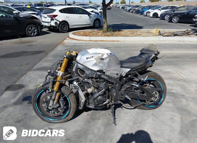 JS1DM11F0S7100084 2025 Suzuki GSX-R1000 photo no. 13