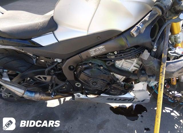 JS1DM11F0S7100084 2025 Suzuki GSX-R1000 photo no. 8
