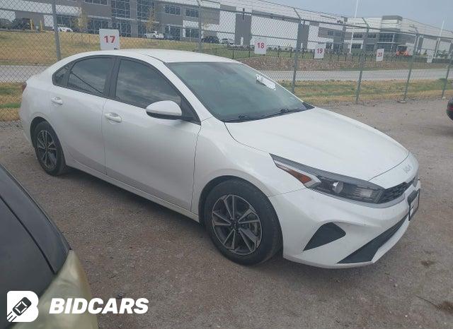 3KPF24AD7RE695529 2024 KIA Forte photo no. 1