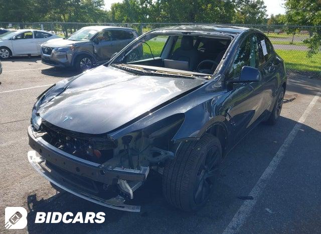 7SAYGDED3SA369005 2025 Tesla Model Y photo no. 2