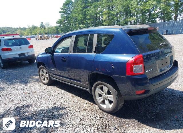1C4NJDBB0CD609076 2012 Jeep Compass photo no. 3