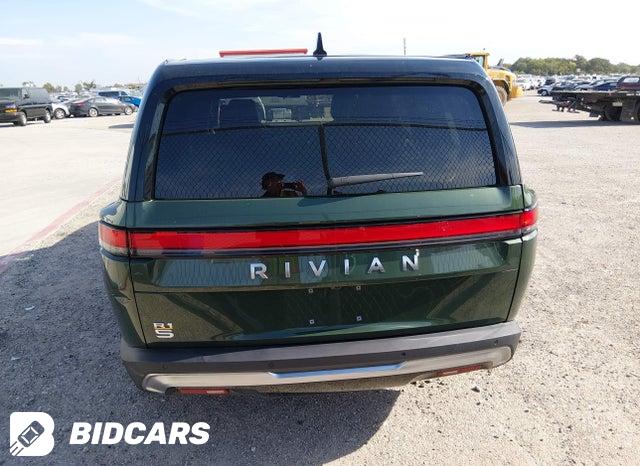 7PDSGABA4RN039327 2024 Rivian R1S photo no. 17
