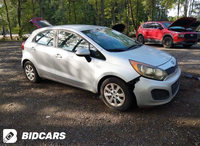 KNADM5A30D6108663 2013 KIA Rio photo no. 1