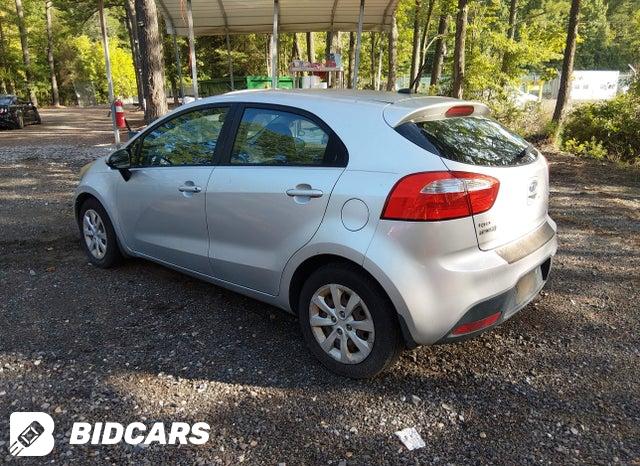 KNADM5A30D6108663 2013 KIA Rio photo no. 3