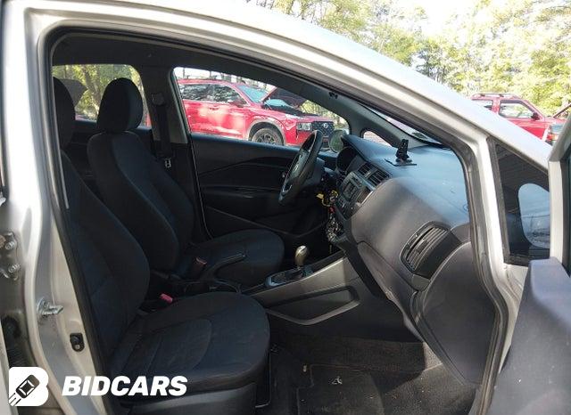 KNADM5A30D6108663 2013 KIA Rio photo no. 5