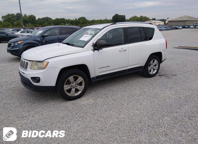 1C4NJCEB8CD627475 2012 Jeep Compass photo no. 2