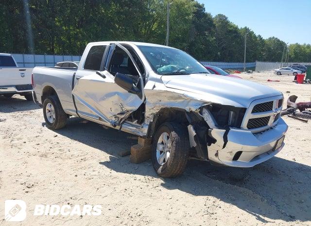 2018 RAM 1500 — VIN 1C6RR7FG0JS246716, фото 1