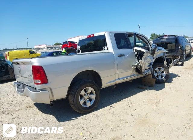 2018 RAM 1500 — VIN 1C6RR7FG0JS246716, фото 4