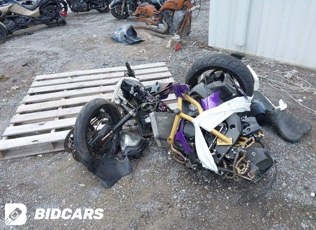 JS1GR7KA362102760 2006 Suzuki GSX-R750 photo no. 2