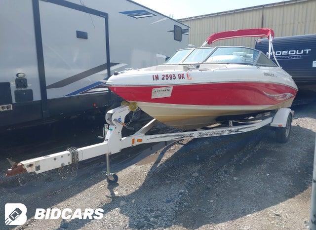 00000RNK89103C707 2007 Rinker Boat And Trailer photo no. 2
