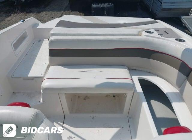 00000RNK89103C707 2007 Rinker Boat And Trailer photo no. 8