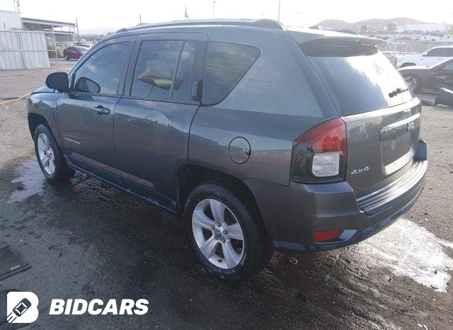 1C4NJDBB2GD661900 2016 Jeep Compass photo no. 3