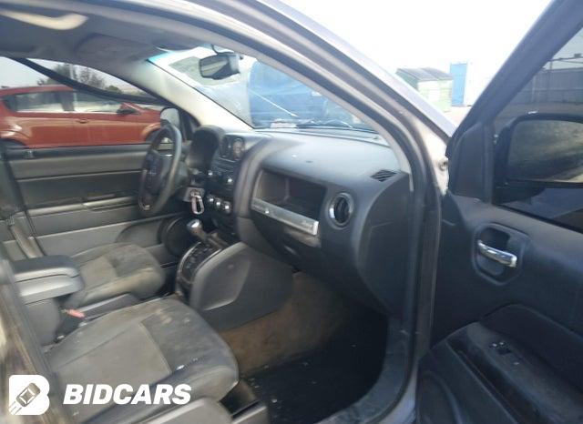 1C4NJDBB2GD661900 2016 Jeep Compass photo no. 5