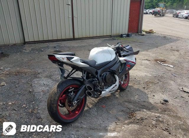 JS1GN7FA2S7101568 2025 Suzuki GSX-R600 photo no. 4
