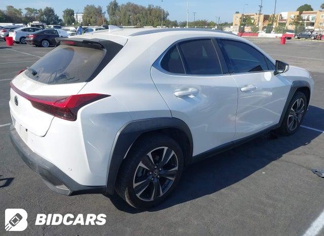 JTHX3JBH0M2038416 2021 Lexus UX 200 photo no. 4