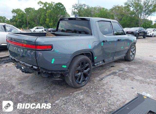 7FCTGAAAXNN006270 2022 Rivian R1T photo no. 4