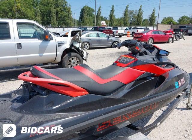 YDV14708E111      2011 Sea-Doo RXT-260 photo no. 8
