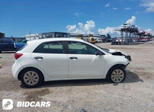 3KPA25AB2JE095715 2018 KIA Rio photo no. 14