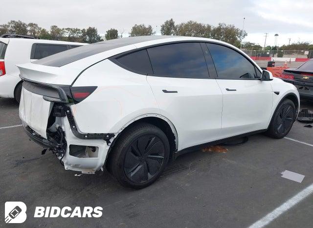 7SAYGDED4TF679376 2026 Tesla Model Y photo no. 4