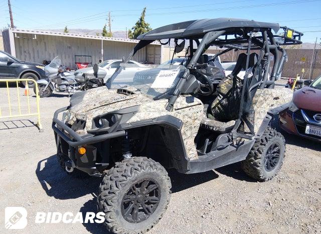 3JBKKPN15EJ000517 2014 Can-Am Commander photo no. 2