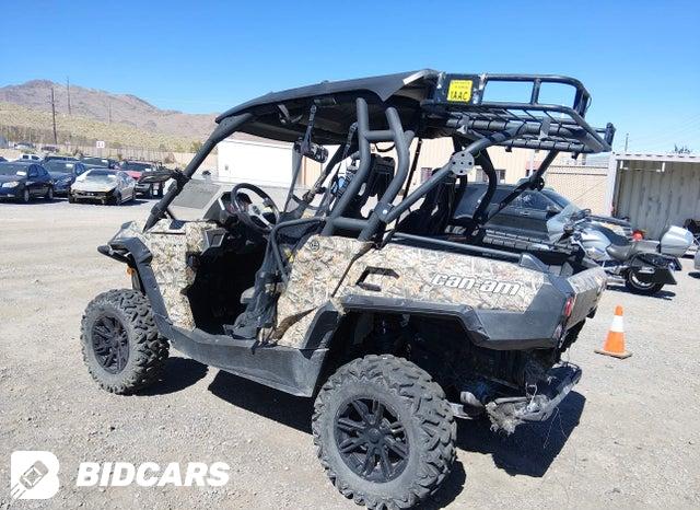 3JBKKPN15EJ000517 2014 Can-Am Commander photo no. 3