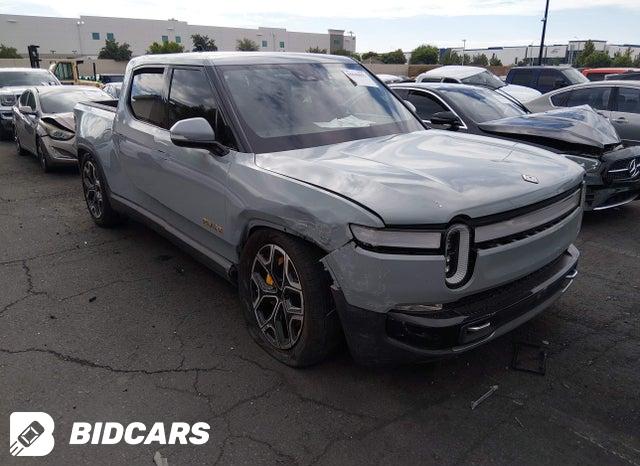 7FCTGAAL7NN004199 2022 Rivian R1T photo no. 1