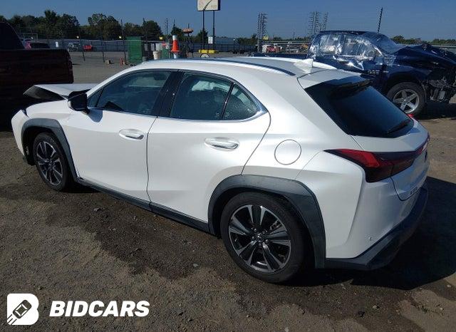 2020 Lexus UX — VIN JTHP3JBH2L2031157, şəkil 3