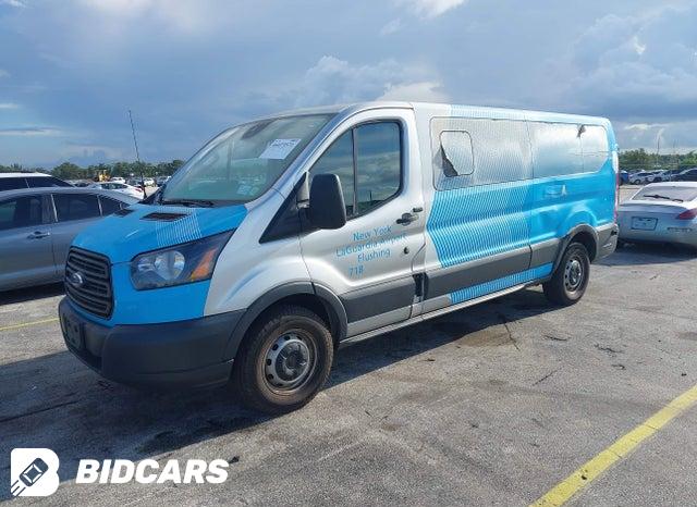1FBZX2ZM2HKA64694 2017 Ford Transit-350 photo no. 2