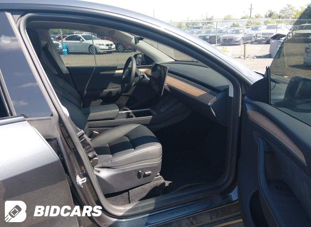 2025 Tesla MODEL Y — VIN 7SAYGDEE2SA367237, şəkil 5