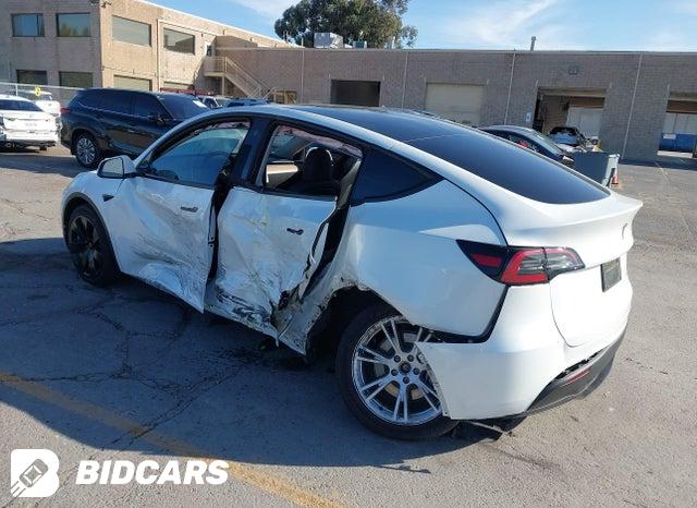 7SAYGDEE2PF745017 2023 Tesla Model Y photo no. 3