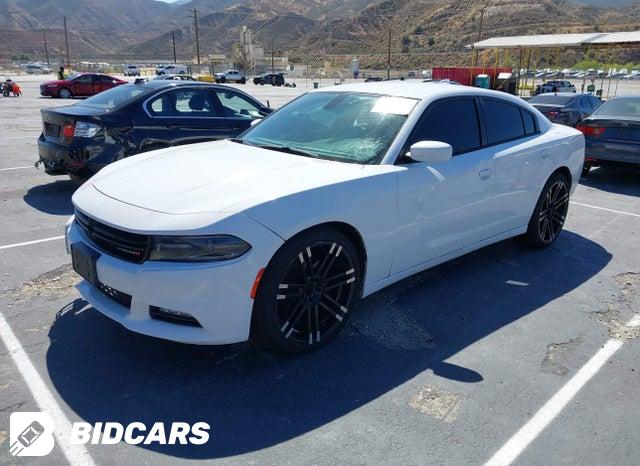 2C3CDXHG7HH563473 2017 Dodge Charger photo no. 2