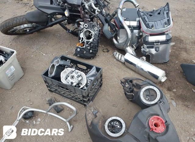 WB1048000CZX67928 2012 BMW R1200 photo no. 9