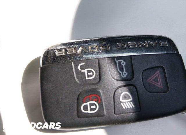 SALGS2KF8GA258639 2016 Land Rover Range Rover photo no. 11