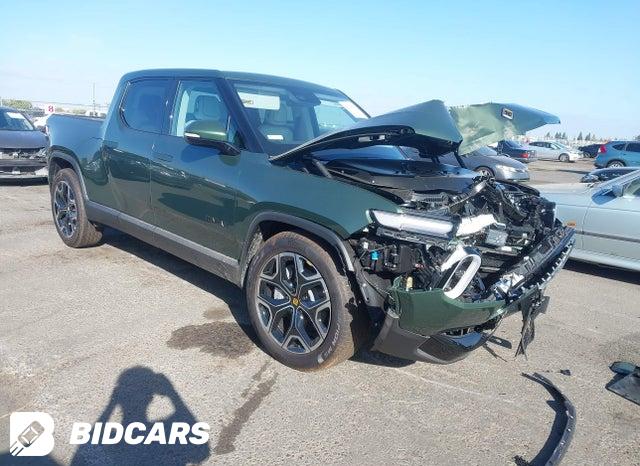 2026 Rivian R1T — VIN 7FCTGFAA4TN047391