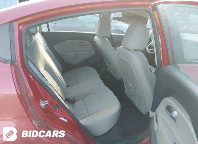 KNADM4A36F6527887 2015 KIA Rio photo no. 8