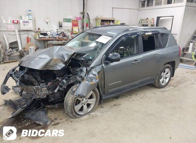 1C4NJDEB6CD599231 2012 Jeep Compass photo no. 2