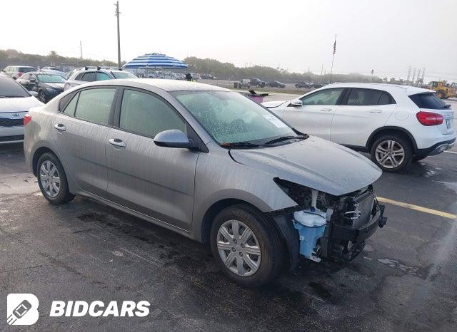 3KPA24AD3NE450652 2022 KIA Rio photo no. 1