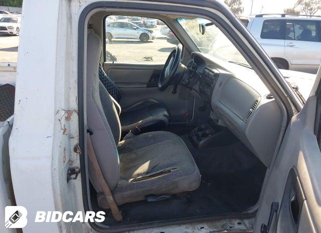1FTYR10C7YPC18061 2000 Ford Ranger photo no. 5