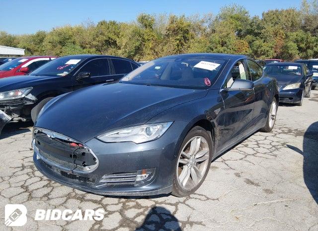 5YJSA1H11FF083473 2015 Tesla Model S photo no. 2