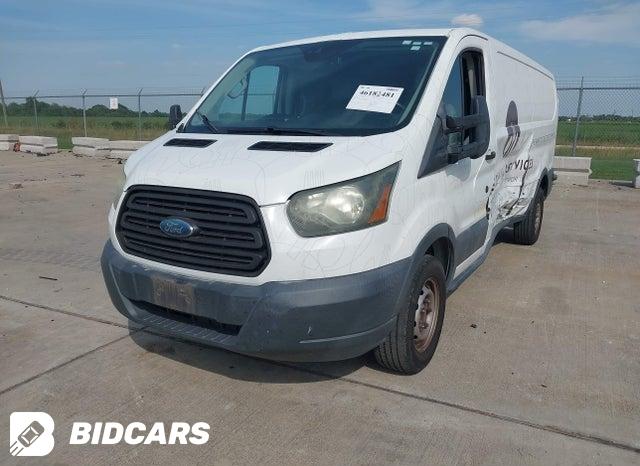 1FTYE2YM6HKA55446 2017 Ford Transit-150 photo no. 2