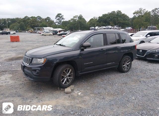 1C4NJDBB3GD556539 2016 Jeep Compass photo no. 2