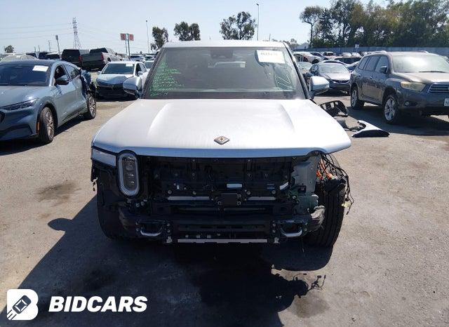 7FCTGAAA3PN019641 2023 Rivian R1T photo no. 13