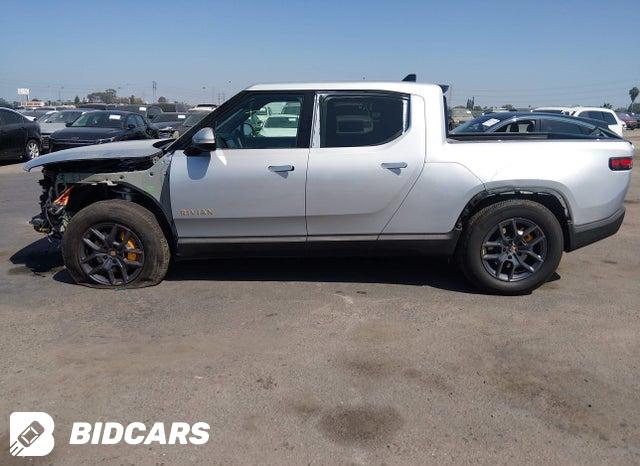 7FCTGAAA3PN019641 2023 Rivian R1T photo no. 15