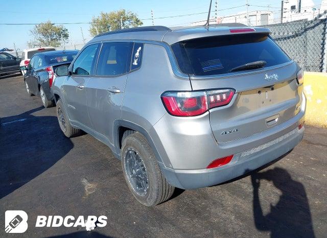 2017 Jeep New Compass — VIN 3C4NJDBB2HT607301, şəkil 3