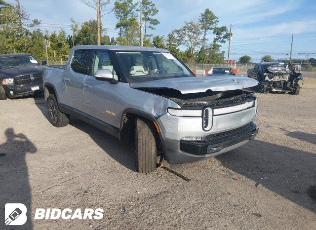 2022 Rivian R1T — VIN 7FCTGAAA2NN011821, фото 1