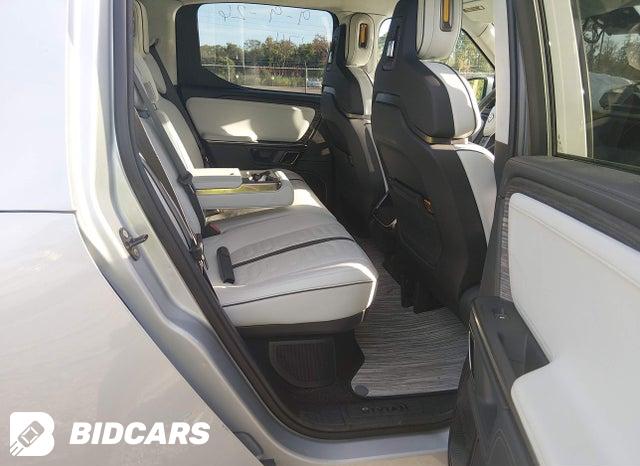 2022 Rivian R1T — VIN 7FCTGAAA2NN011821, фото 8