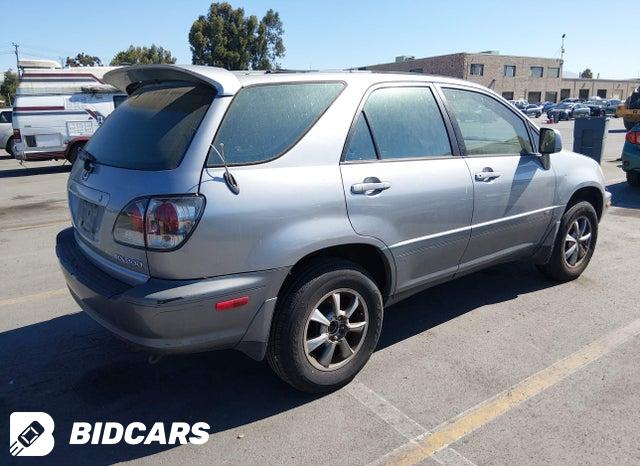 JTJGF10U130155566 2003 Lexus RX photo no. 4