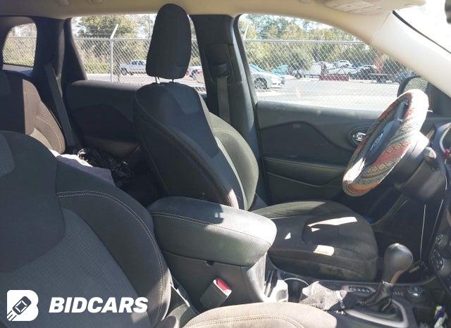 2017 Jeep Cherokee — VIN 1C4PJMCS2HW545657, şəkil 5